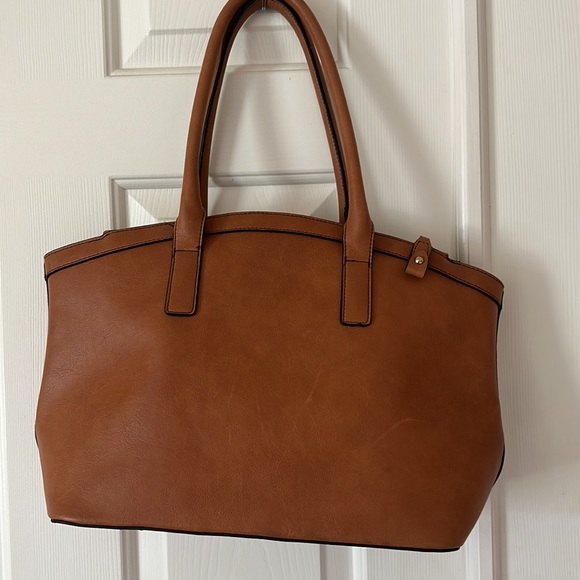 Handbag - Picture 3 of 8